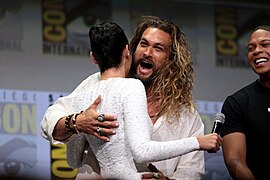 Gal Gadot & Jason Momoa (35402009443).jpg