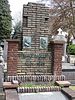 Begraafplaats Binnenplaats: Grafmonument van de familie Moller-Bourgonjon