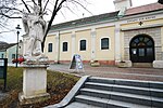 GuentherZ 2011-02-19 0041 Laab im Walde Statue Johannes Nepomuk.jpg