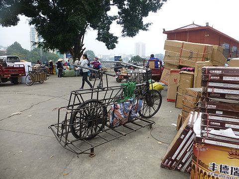 Vietnamese cargo bikes, used to move freight across the Hekou-Lào Cai border crossing