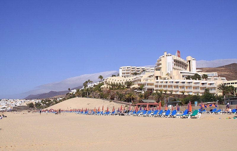 File:Hotel Riu Jandia Palace (3304631272).jpg