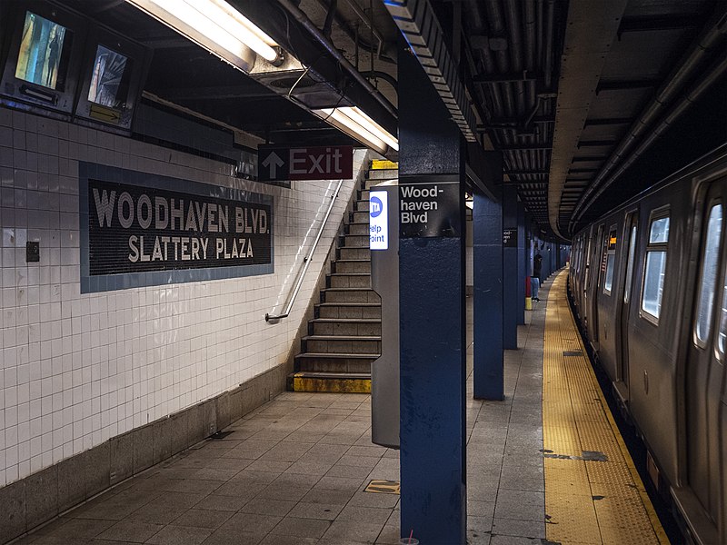 File:IND Queens Boulevard Woodhaven Boulevard-Slattery Plaza Southbound Platform.jpg