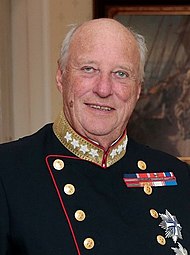 King Harald V of Norway (29741494632) (cropped).jpg