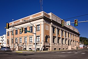 Lewis County Historic Courthouse.jpg
