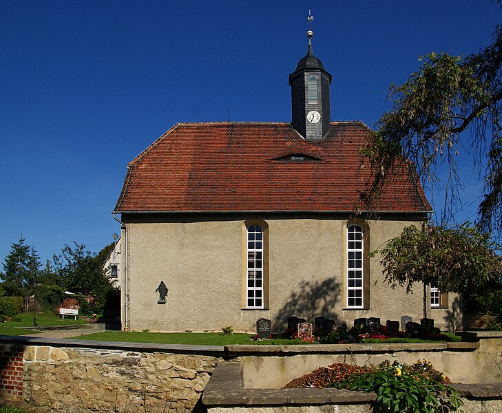 File:Liesel 24-09-2011 Kirche Chursdorf.jpg