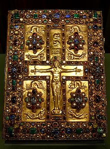 The front cover, mostly by a 9th century Carolingian royal workshop Lindau Gospels, jeweled cover, France, workshop of Charles the Bald, c. 870-880 AD, for a gospel book in Latin, Switzerland, St. Gall, late 800s AD - Morgan Library & Museum - New York City - DSC06591.jpg