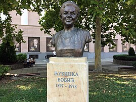 Ljubinka Bobić monument in Kruševac