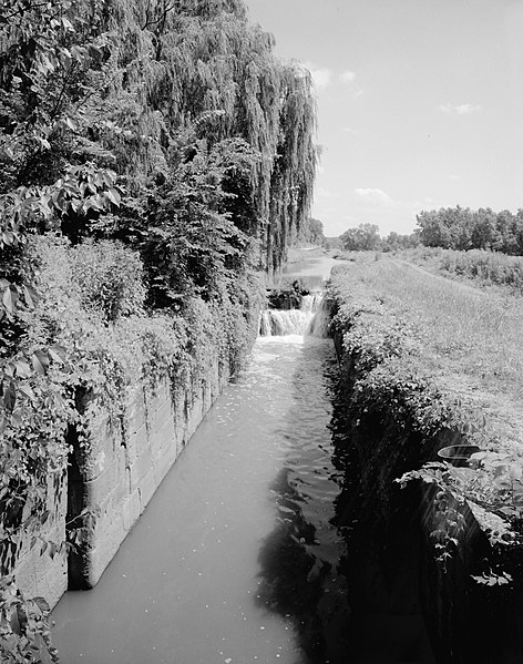 File:Lock No. 39, Ohio and Erie Canal.jpg