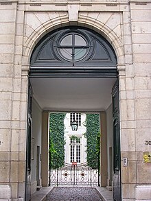 Photo de l'entrée du Musée des tissus.