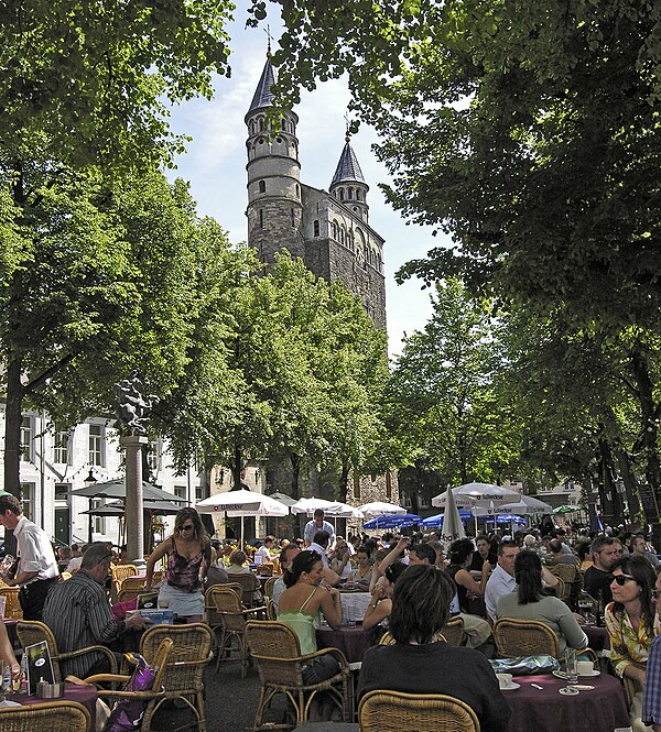 Onze Lieve Vrouweplein (Maastricht)