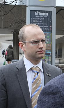 Mike Layton 2014-05-01 (ritagliato).jpg