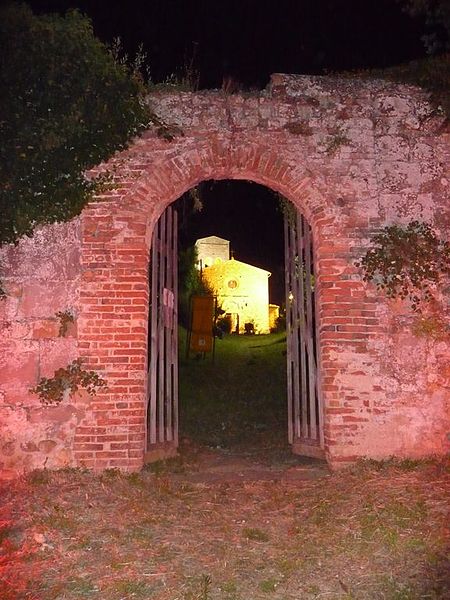 File:Montelupo - Prioria di San Lorenzo - 1.jpg