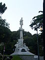 Italiano: Il monumento a Giuseppe Mazzini a Genova, fotografato da piazza Corvetto