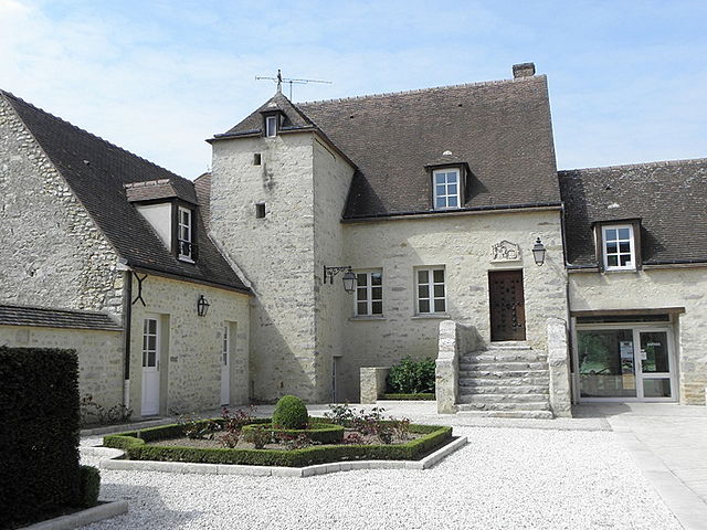 Ang Town Hall sa Morigny-Champigny