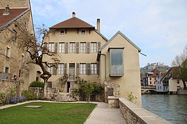 庫爾貝博物館（法語：Musée Courbet）及花園