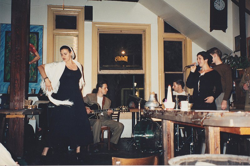 File:Music and Dance at Kaldi's New Orleans 1995.jpg