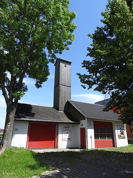 File:Neundorf bei Schleiz 03.jpg