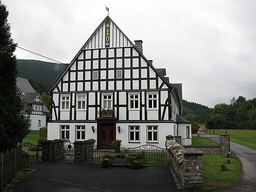 Nierstenhof 1, 2, Lenne, Schmallenberg, Hochsauerlandkreis