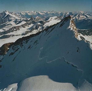 Summit structure of the Nordend in Monte Rosa, seen from the Dufourspitze