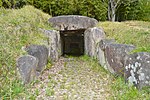 Okameishi Kofun, entrance-2.jpg