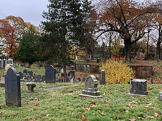 <span class="mw-page-title-main">Old Burying Ground (Brookline, Massachusetts)</span> Historic cemetery in Norfolk County, Massachusetts