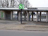 Olympiastadion (Berlin-Westend) S-Bahn station east entrance.JPG