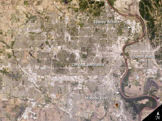 Satellite photo showing Council Bluffs and Omaha, Nebraska