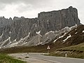 Passo di Giau (2233m) - panoramio - Frans-Banja Mulder.jpg