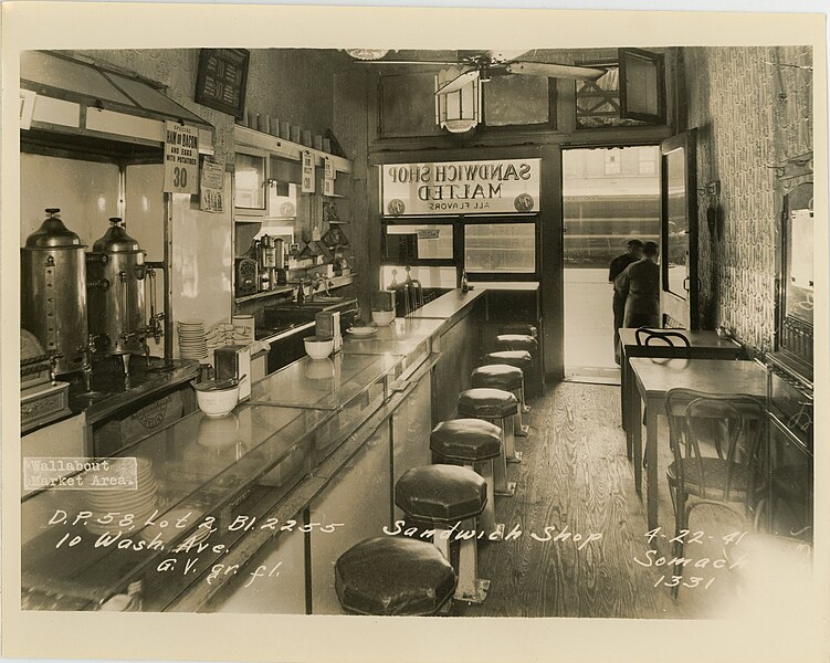 File:Photograph of interior of lot 2, bl. 2255, Sandwhich Shop, 10 Wash. Ave, G.V. ground floor - DPLA - 5a2066432099c78546a6618439985868.jpg