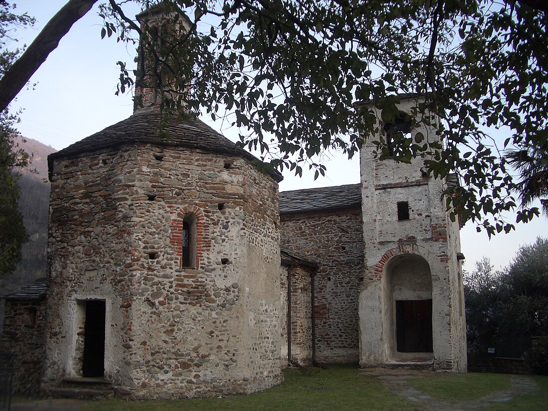 File:Pieve San Lorenzo Settimo Vittone.JPG