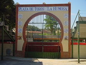 Plaza de toros de Los Santos de la Humosa.jpg