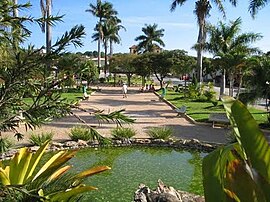 Praça Emílio Vasconcelos Costa - Centro