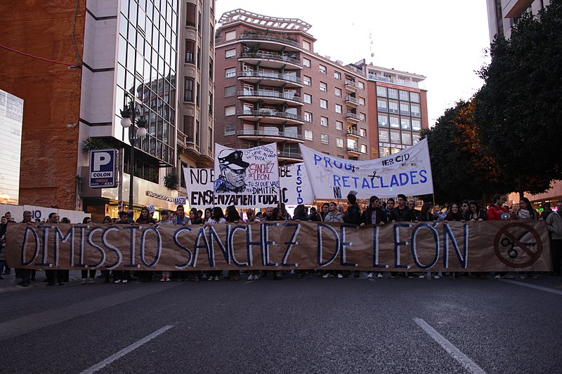 File:Primavera Valenciana - Sanchez de León dimissió.jpg