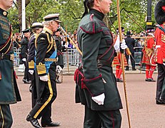 Charles III, Anne et archers royaux.