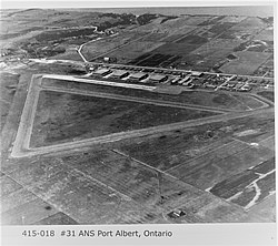 Letecká škola RAF č. 31 Aerial 1940s.jpg