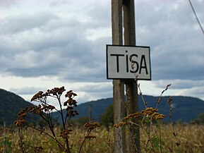 Intrarea în satul Tisa
