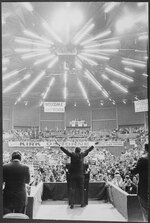 Thumbnail for File:Richard M. Nixon speaking to a crowd in Florida - NARA - 194694.tif
