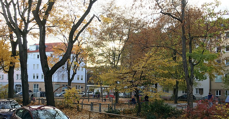 File:Ritterplatz Nürnberg 03.jpg