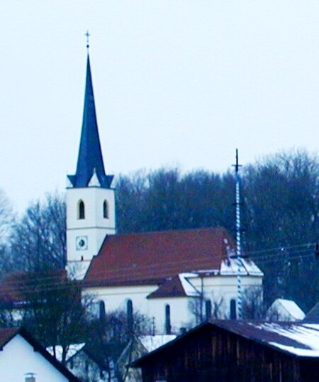 Salmanskirchen, Kirche