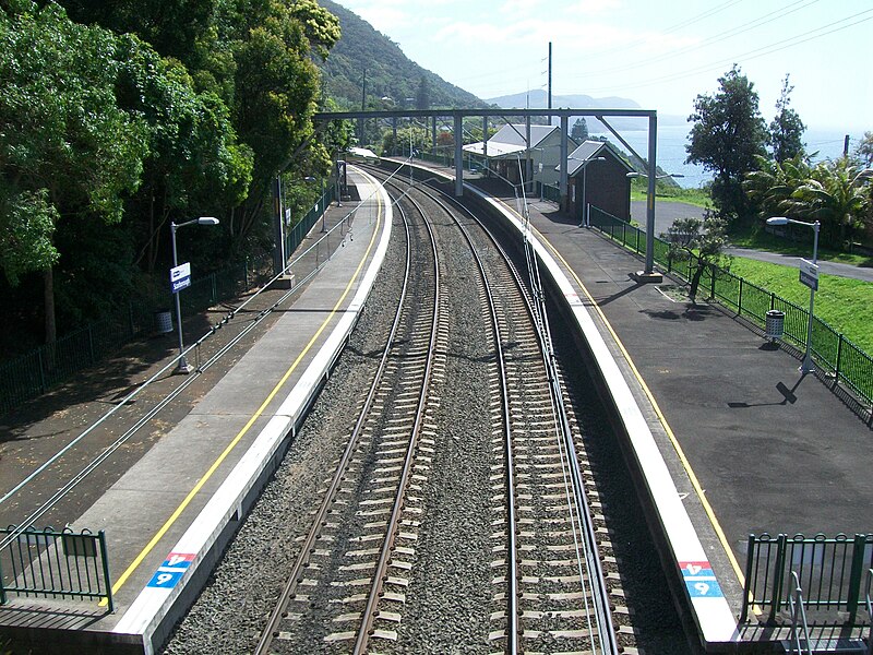 File:Scarborough railway station.jpg