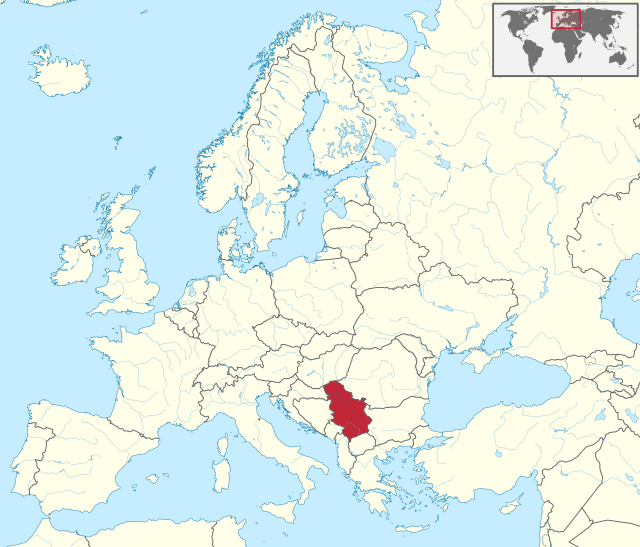 Carte administrative de l'Europe, montrant la Serbie en rouge.
