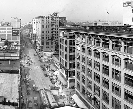 1917, west along 7th from Broadway