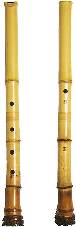 Bir shakuhachi, geleneksel Japon bambu flüt fotoğrafı.