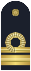Shoulder rank insignia of capitano di corvetta of the Italian Navy.svg
