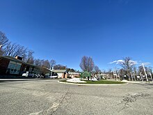 The South Salem Elementary School, as seen in December 2020. South Salem Elementary School, Port Washington, NY December 2020.jpg