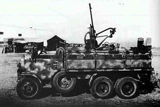 Autocannon Breda 20/65 Mod. 1935 installed on a 35 Dovunque of 42nd Artillery Regiment, 61st Infantry Division "Sirte". Spa dovunque 35 breda.JPG