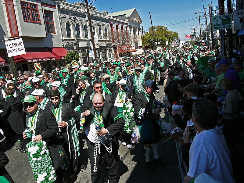 File:St Pattys New Orleans - sea of green 03.jpg