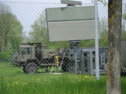 A TAFLIR ready for use on a Saurer 10DM truck, near Duebendorf AFB TAFLIR auf LKW nah.JPG