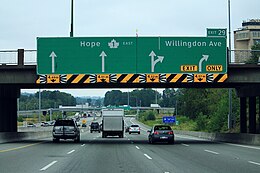 Trans Canada highway in Burnaby TCH-1 East - Exit 29 - Willingdon Avenue (50736997118).jpg