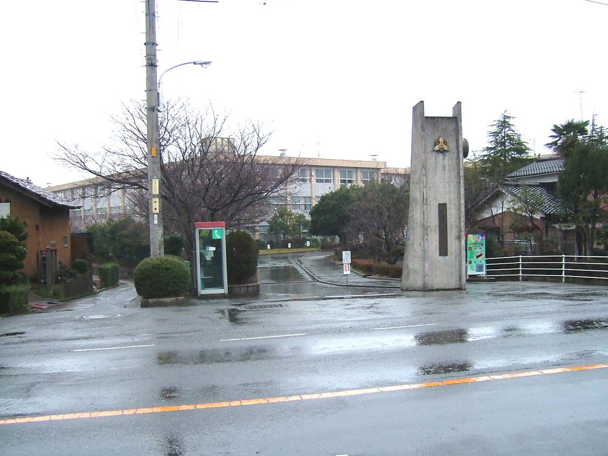 鳥取県立倉吉西高等学校 - Wikipedia